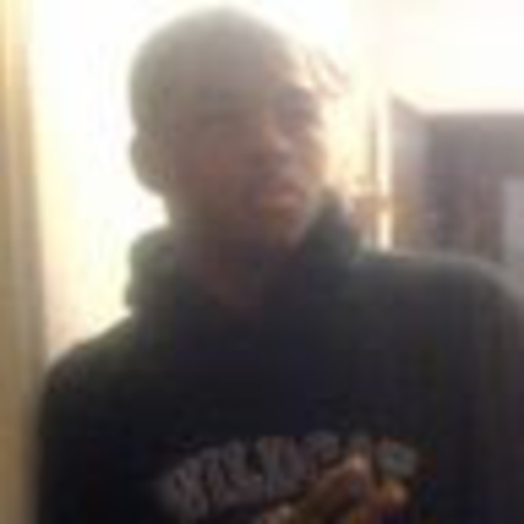 Meet your Posher, Ladell - Picture 1 of 1